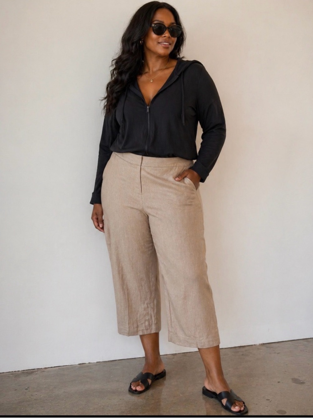 Calvin Klein Cropped Wide-Leg Pants in Beige